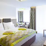 Hotel Neder 3*