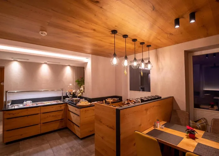 内德尔酒店 酒店 3*