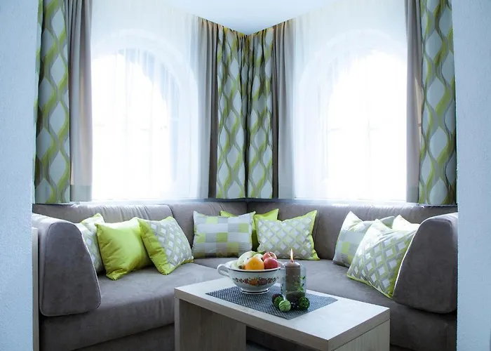 Neder 3* 이스크글